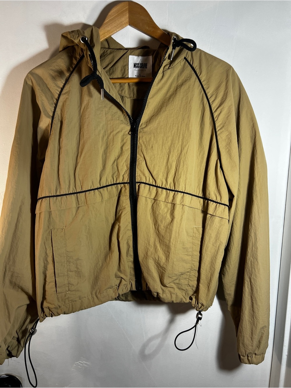 Miss Selfie Windbreaker